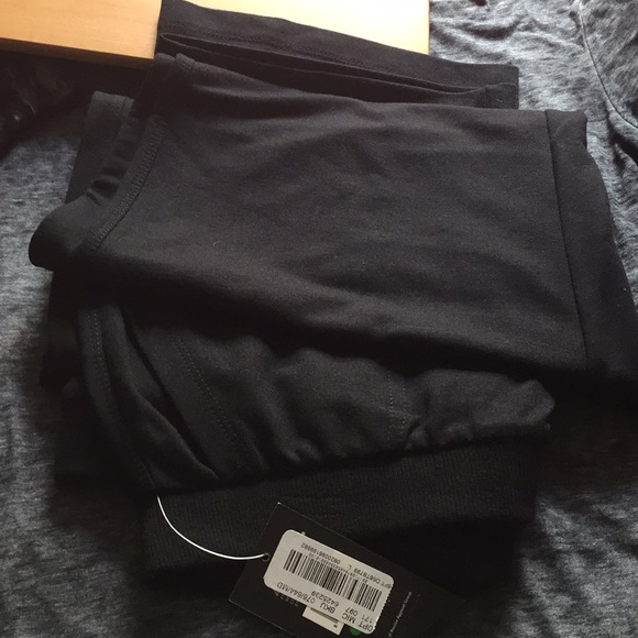 Exercise/jogging pull on pants with pockets. - Picture 3 of 3